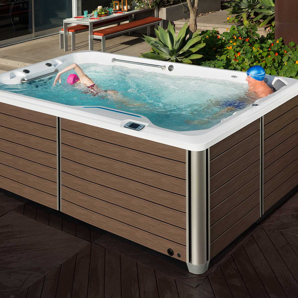 10 Differences between Traditional Pools and Our Pools