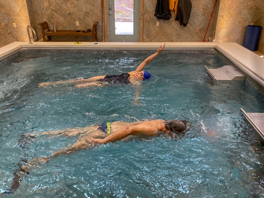picture of swimming in the Endless Pools Dual Propulsion pool